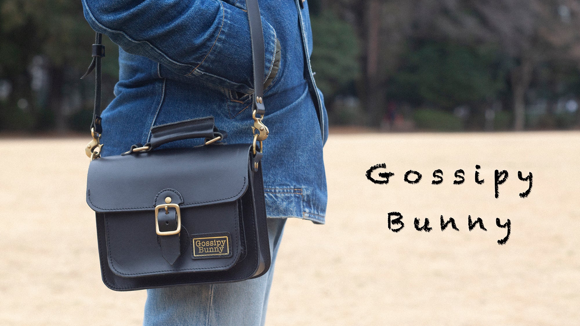 Gossipy Bunny（ゴシッピーバニー／ゴシッピィバニー）のミニ・サッチェルバッグ「Shinovy（シノヴィ）」。日本製の本革仕様で、コンパクトながら構造的なデザインが際立つMini Satchel（ミニ／サッチェル／バッグ）。